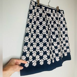 Mini Boden Navy and White Floral Skirt